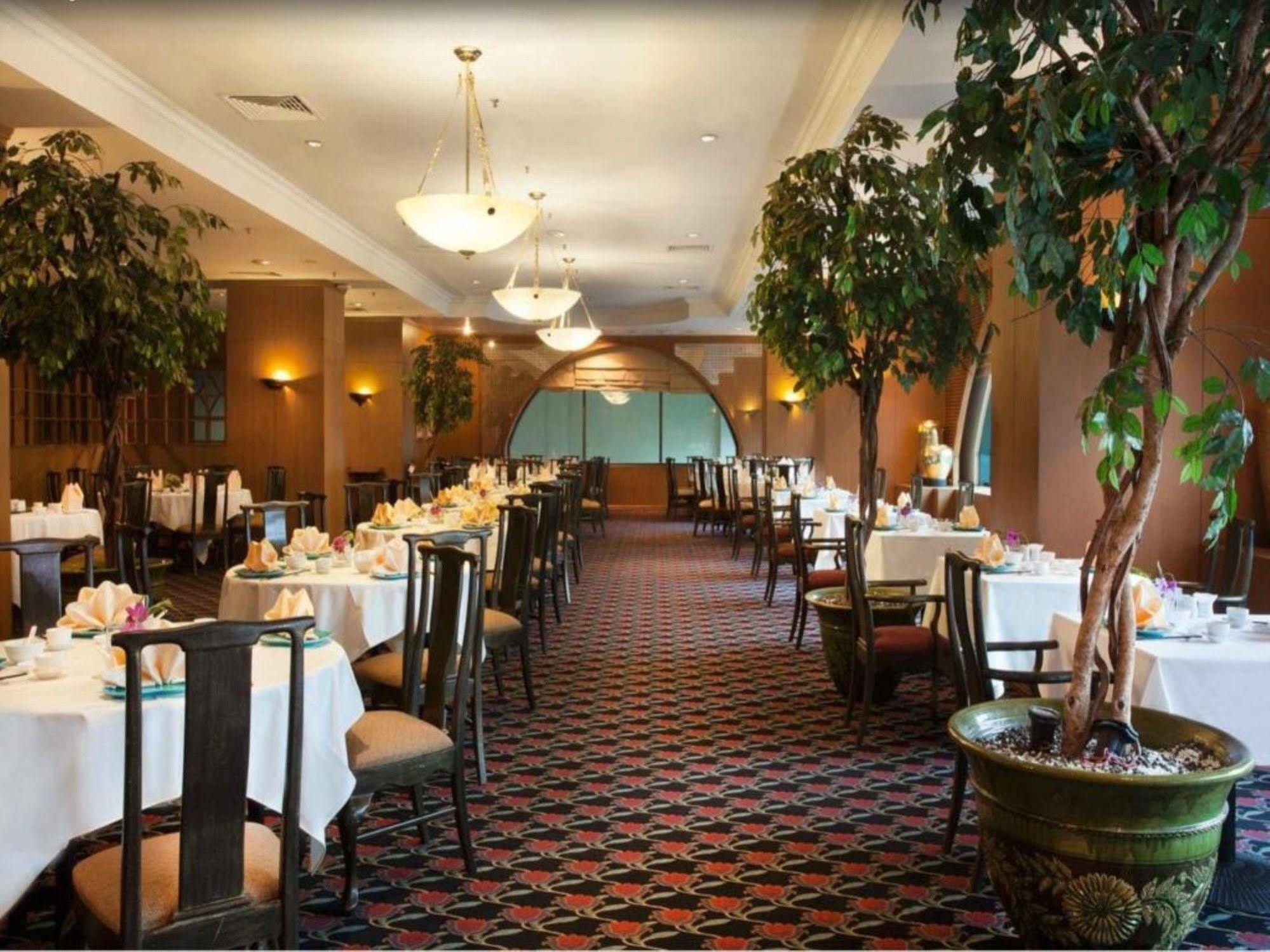 Sedona Yangón