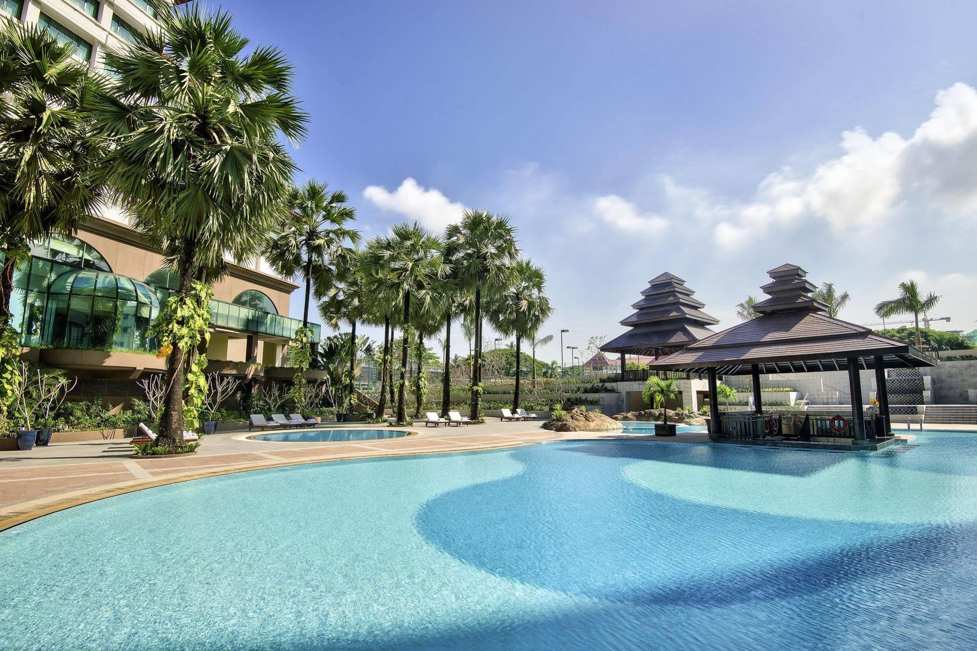 Sedona 5* Yangon